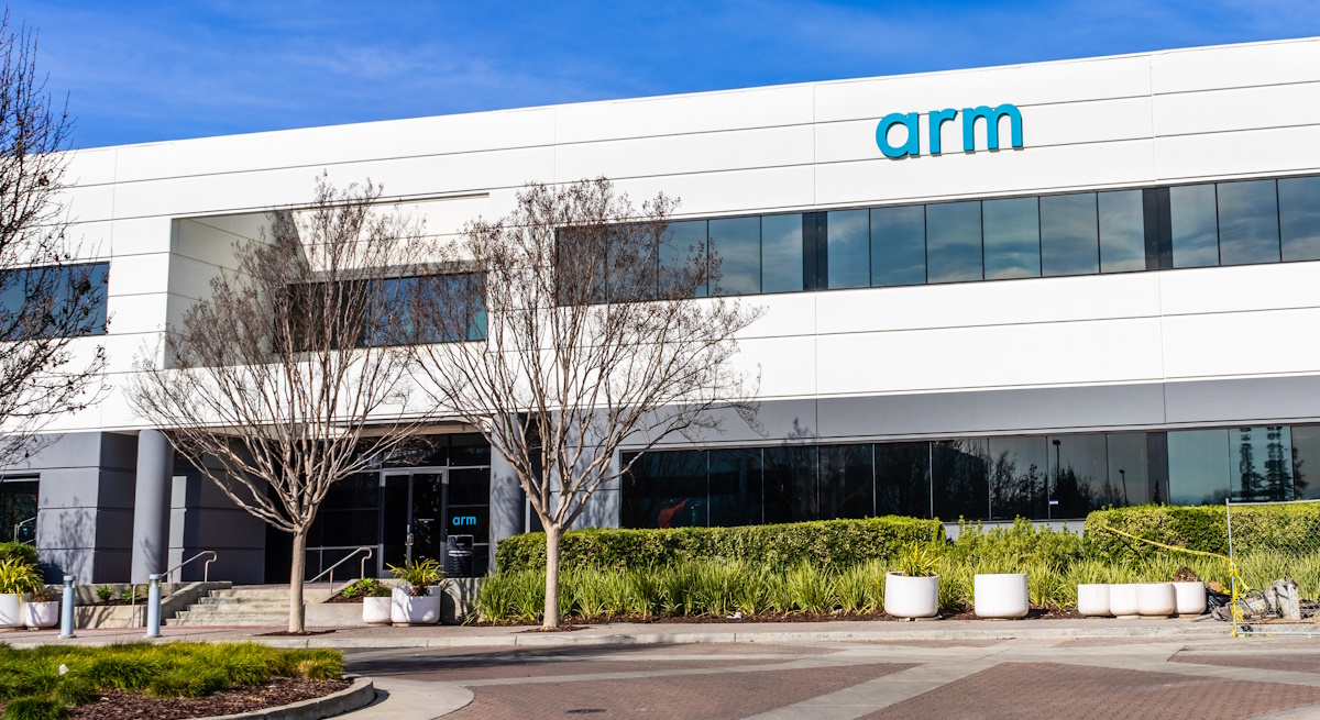 Arm se desploma un 13% en tres sesiones y reduce su subida al 8%